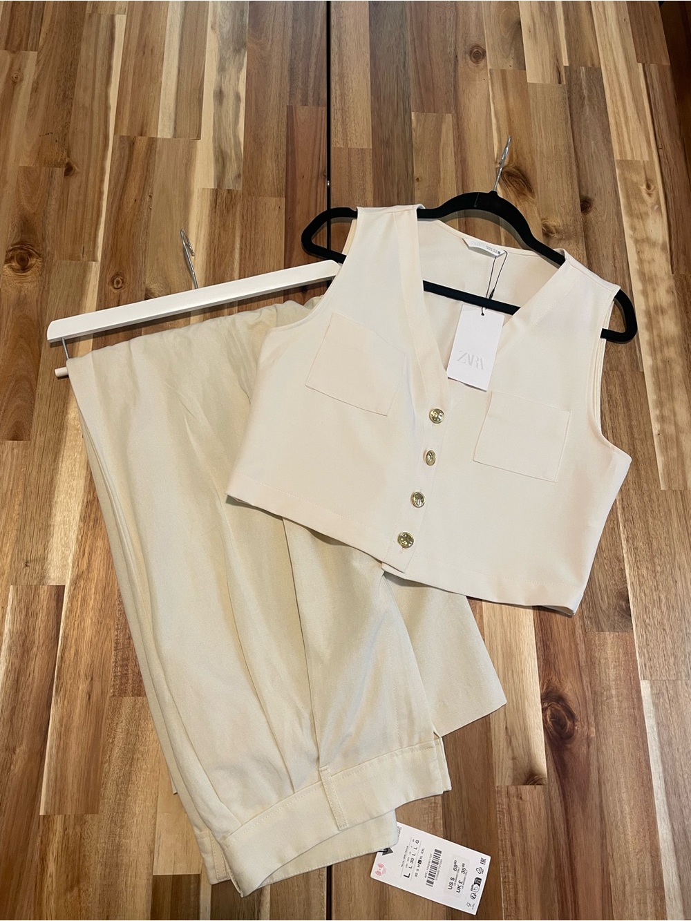 Zara Cream Button-Front Crop Vest & High-Waist Trousers Set